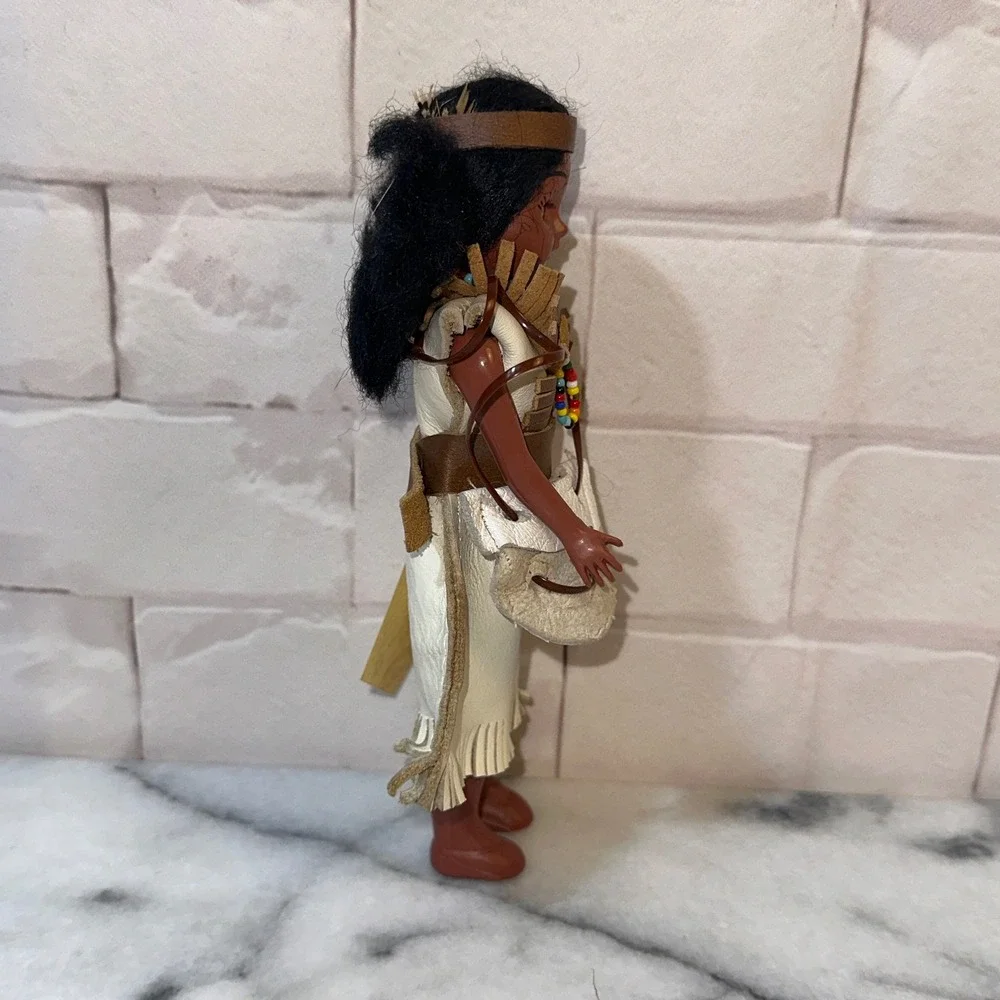 Carlson Dolls Oglala Sioux Princess A818 Vintage Native American Inspired Doll